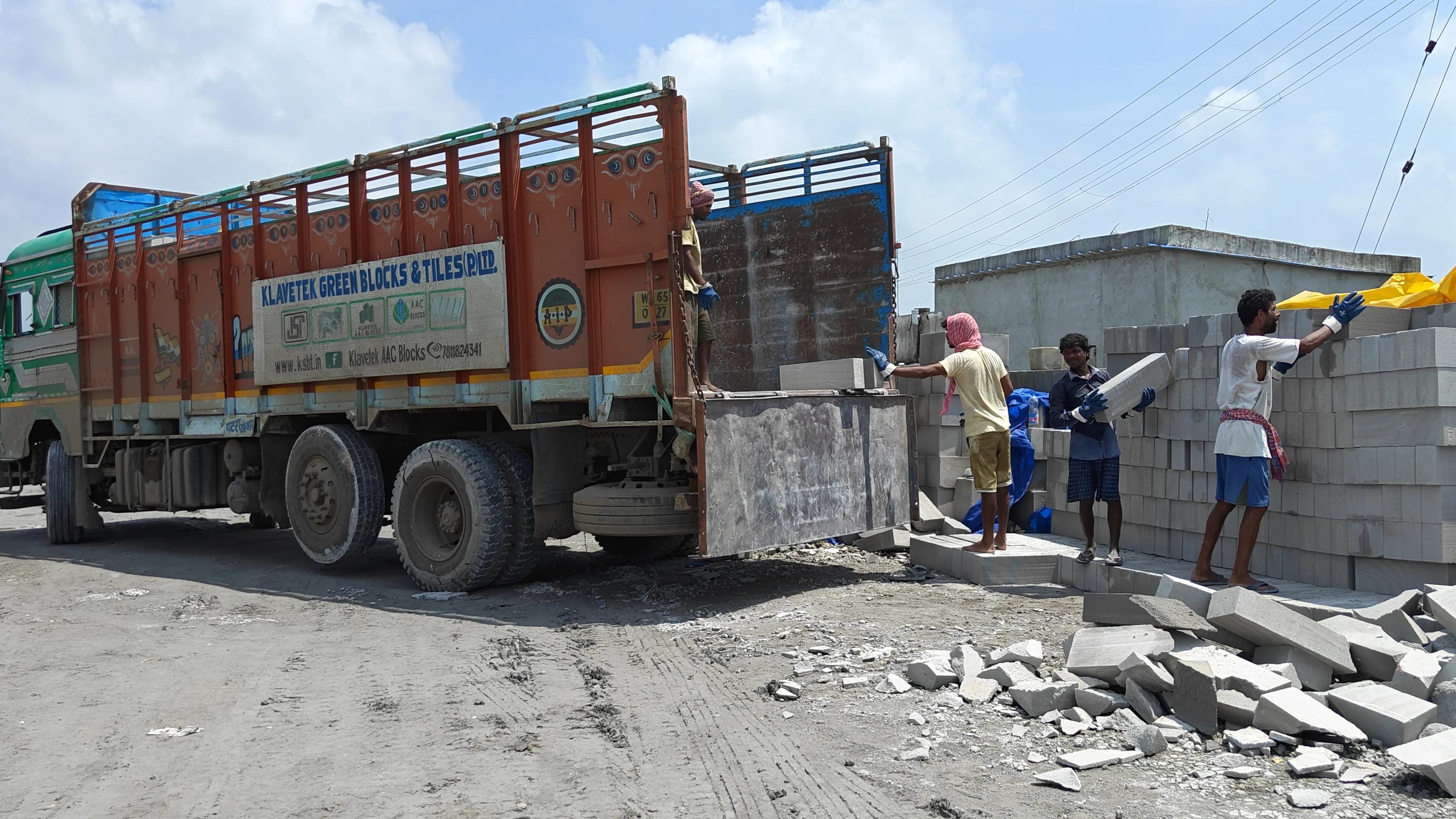 Loaded truck leaving the Klavetek plant